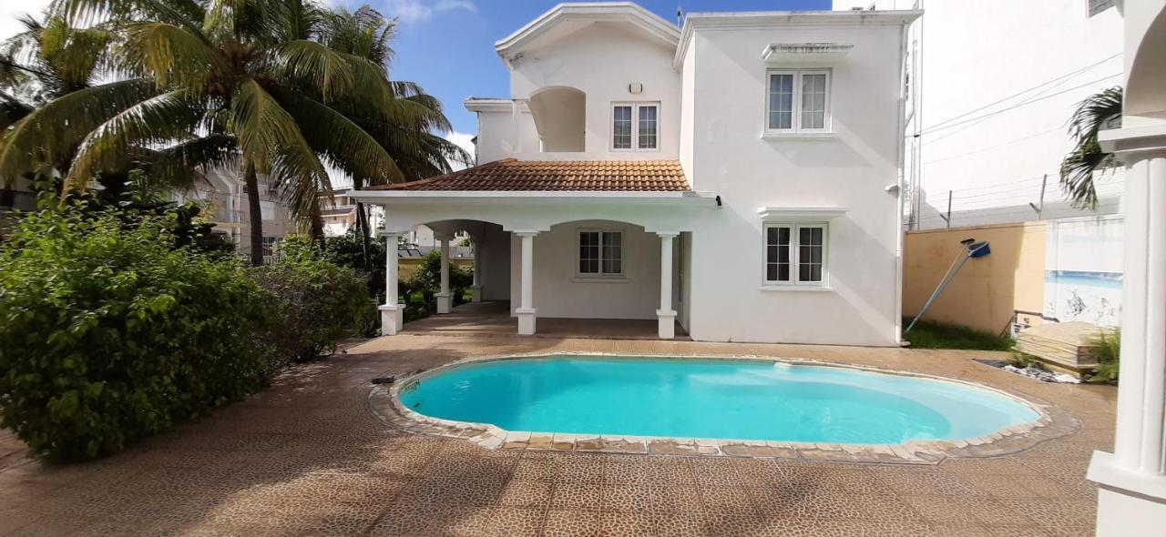 Villa Le Reve D'Or A 150M De La Plage Flic en Flac Экстерьер фото