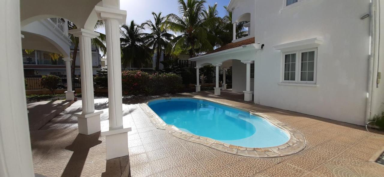 Villa Le Reve D'Or A 150M De La Plage Flic en Flac Экстерьер фото