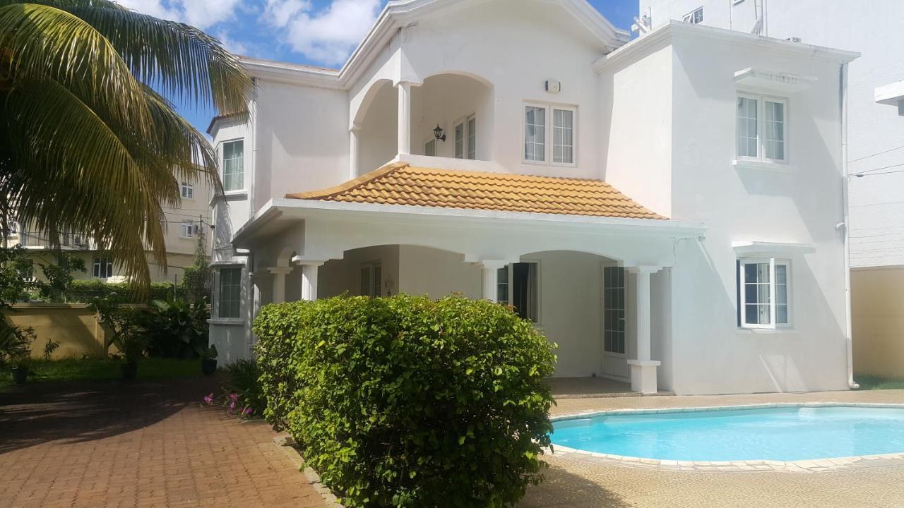 Villa Le Reve D'Or A 150M De La Plage Flic en Flac Экстерьер фото